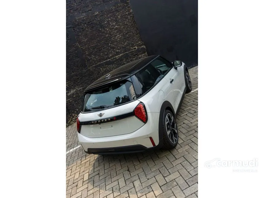 2025 MINI Cooper S 3 Door Hatchback