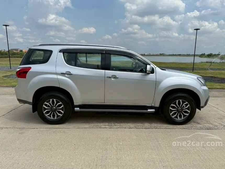 2016 Isuzu MU-X DVD SUV