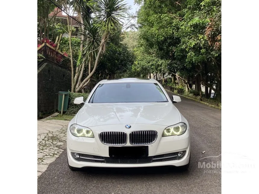 Jual Mobil BMW 523i 2011 Executive 2.5 di DKI Jakarta Automatic Sedan Putih Rp 310.000.000