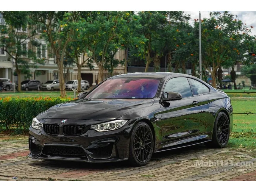 2015 BMW M4 Coupe