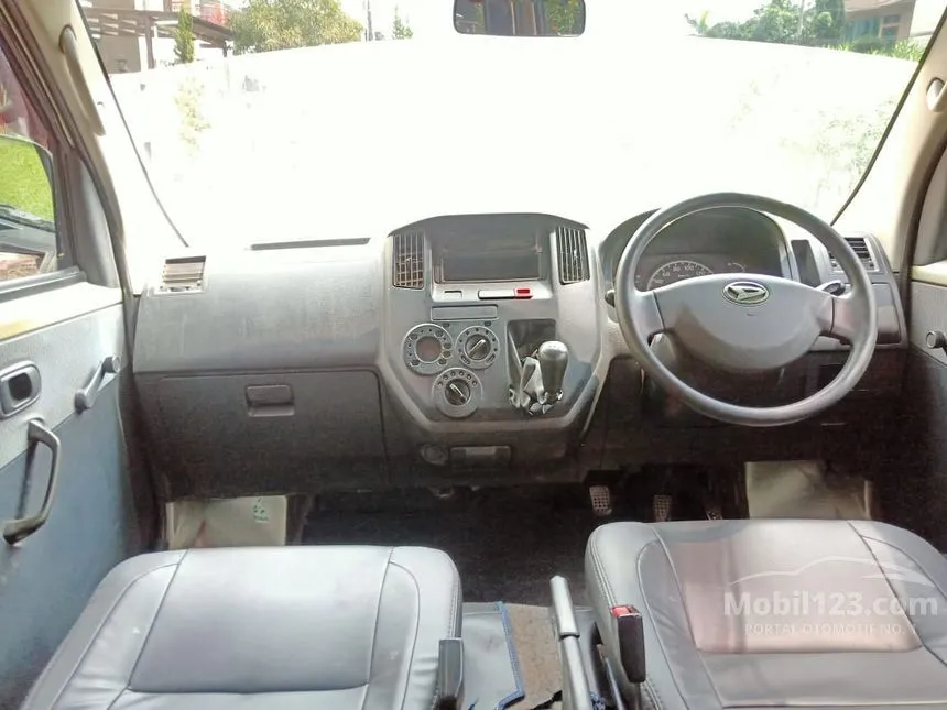 2008 Daihatsu Gran Max D Van