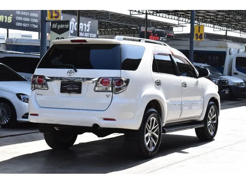 2013 Toyota FORTUNER V SUV