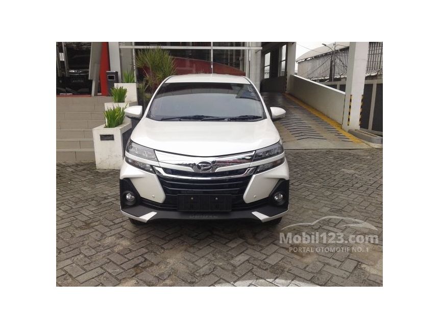 Jual Mobil  Daihatsu  Xenia  2021 R DELUXE 1 5 di Jawa Barat 