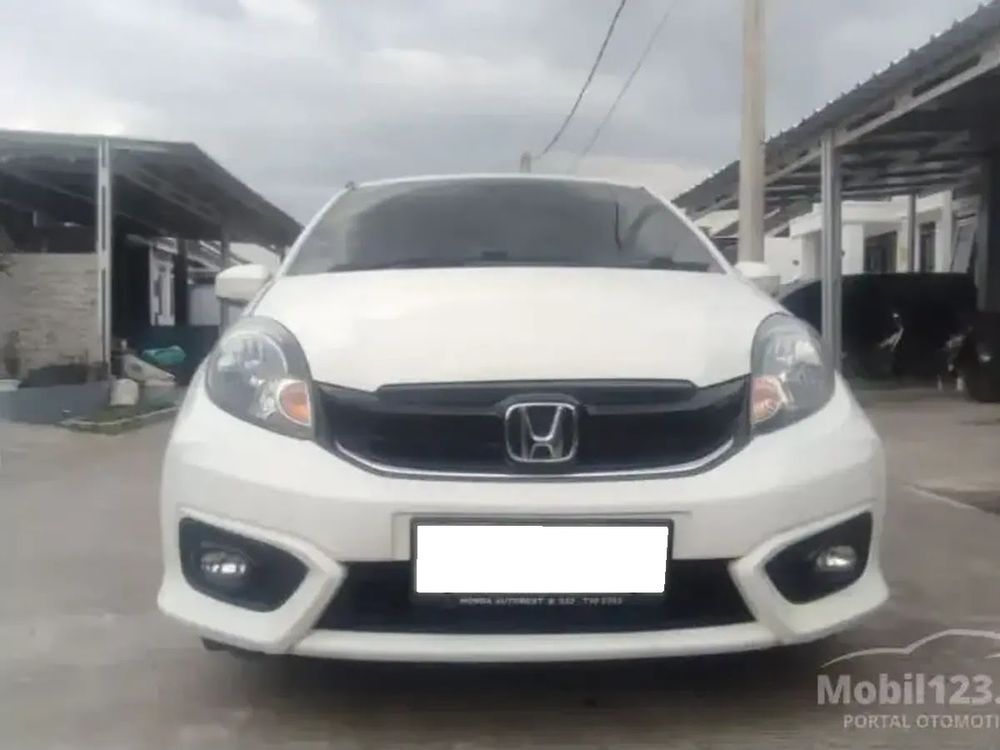 Honda Brio 2017 Bekas Ini Murah Banget, Harganya Cuma Rp110 Jutaan!