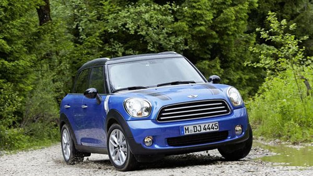 MINI เพิ่มไลน์ตะกุยลี่ล้อ Cooper Countryman และ Cooper Paceman ...
