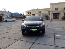 2015 Honda HR-V 1.5 E SUV matic hitam siap pakai pajak panjang