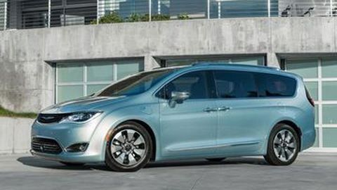 Kembangkan Mobil Otonom, Google dan Fiat Chrysler Bergandengan