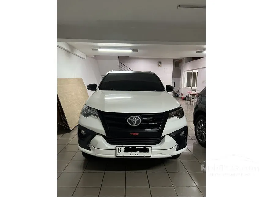 Jual Mobil Toyota Fortuner 2018 TRD 2.4 di DKI Jakarta Automatic SUV Putih Rp 395.000.000