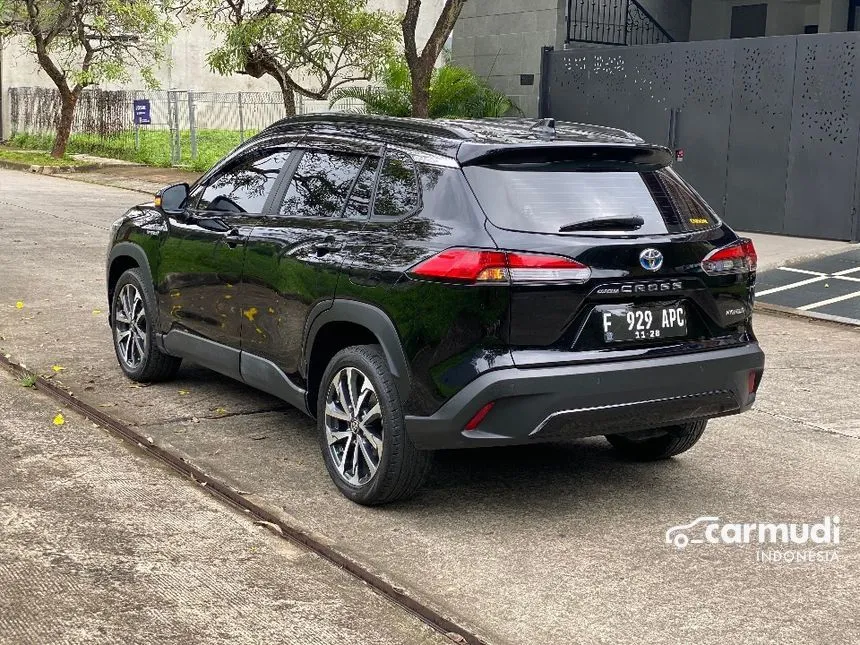 2023 Toyota Corolla Cross Hybrid SUV