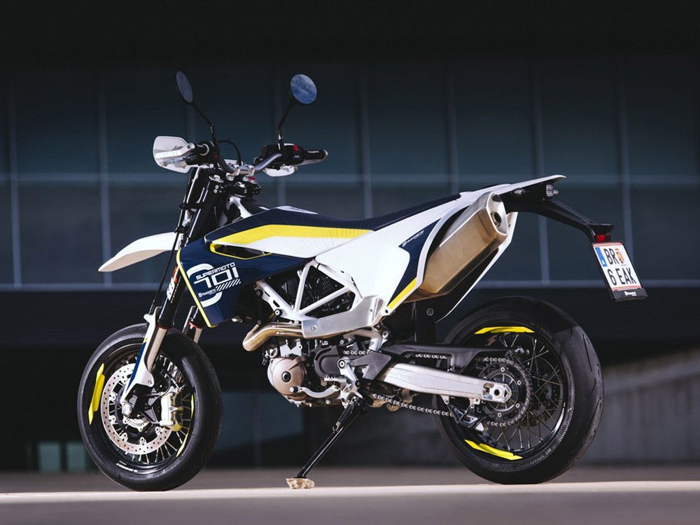 Husqvarna Akan Produksi 200 Ribu Motor di Pabrik Bajaj