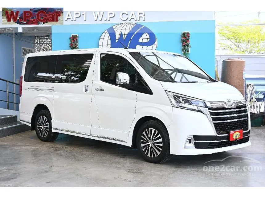 2020 Toyota Majesty Premium Van