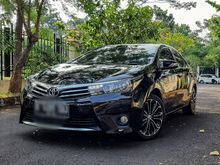 2014 Toyota Corolla Altis 1.8 V Hitam sangat Terawat !!dp26jt