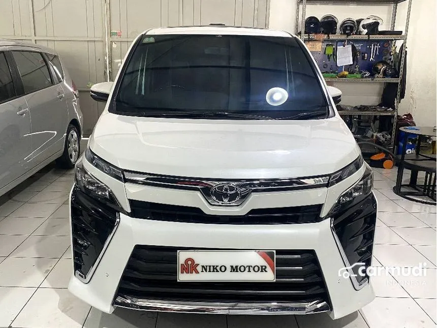 Jual Mobil Toyota Voxy 2019 2.0 di Jawa Barat Automatic Wagon Putih Rp 385.000.000