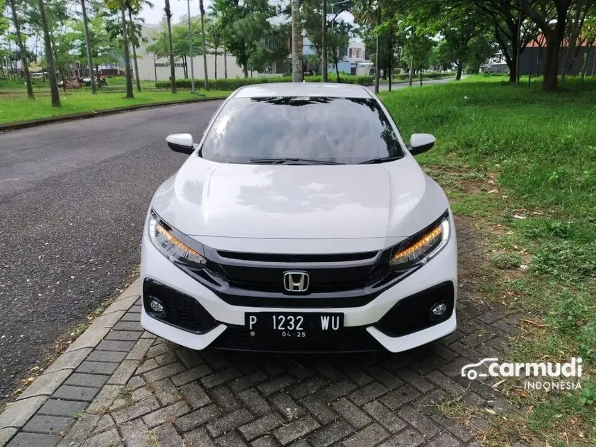 Honda Civic 2019 E 1.5 In Jawa Timur Automatic Hatchback White For Rp 435.000.000 - 8622463 - Carmudi.co.id