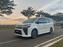 HARGA TERMURAH , PAJAK PANJANG , SIAP PAKAI Toyota Voxy 2.0 R80 Wagon 2018