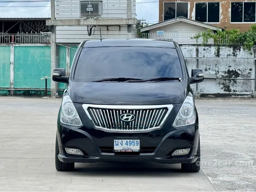 2013 Hyundai H-1 Deluxe Van