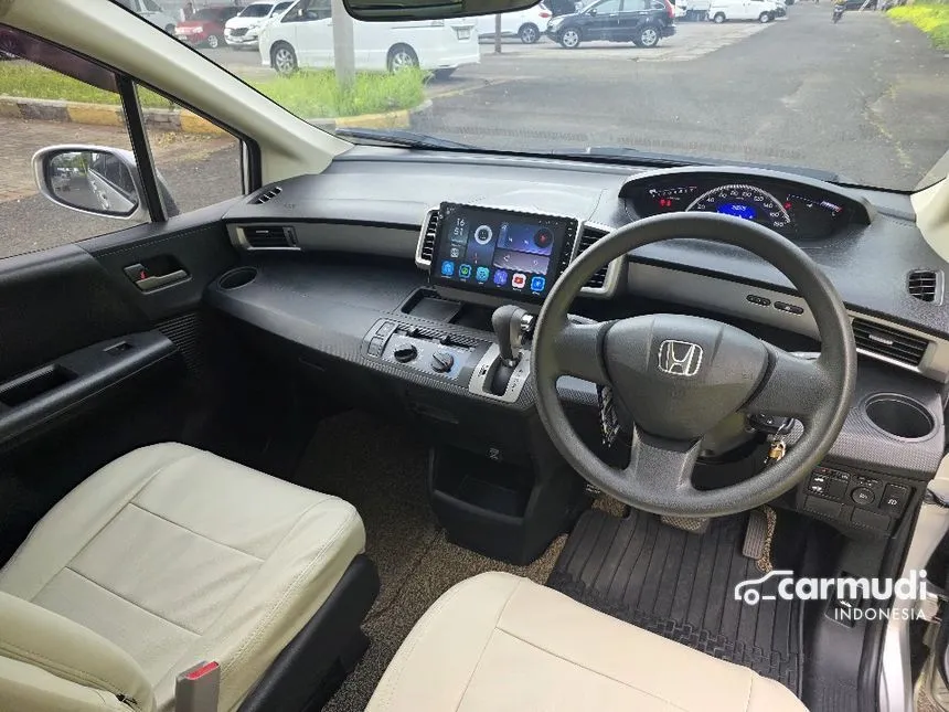 2014 Honda Freed S MPV