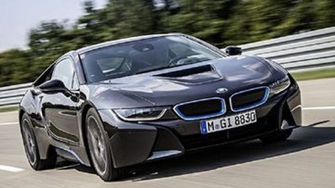 BMW i8 รุ่นต่อไปอาจมาพร้อมความดุดัน และเกรี้ยวกราดมากขึ้นกว่าปัจจุบัน