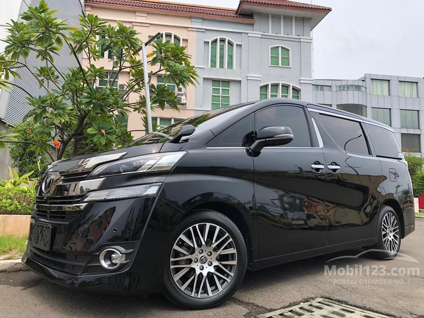 Jual Mobil  Toyota Vellfire  2021  X 2 5 di Banten Automatic 