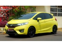 All New Jazz RS CVT 2016 GK5 Yellow On Black Perfect Condition