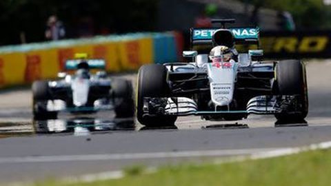 Menang di F1 Hungaria 2016, Hamilton Rebut Pimpinan Klasmen