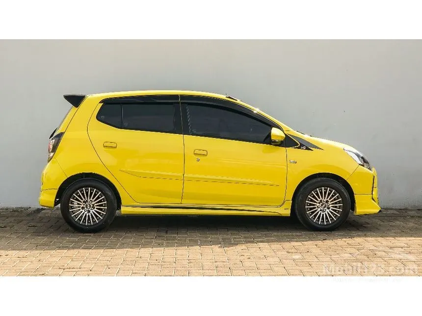 2022 Toyota Agya GR Sport Hatchback
