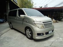 2011 Nissan Elgrand 2.5 (ปี 10-15) High-Way Star Wagon AT
