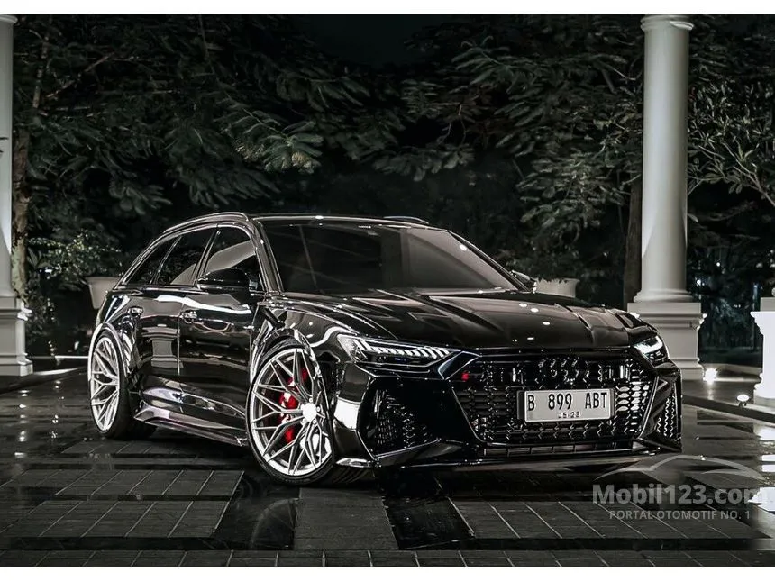 Jual Mobil Audi RS6 2022 Avant Vorsprung 4.0 di Sumatera Utara Automatic Wagon Hitam Rp 3.900.000.000
