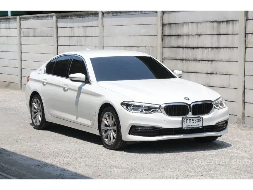 2019 BMW 530e Elite Sedan