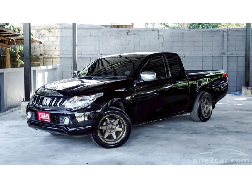 2018 Mitsubishi TRITON GLX Mega Cab Pickup