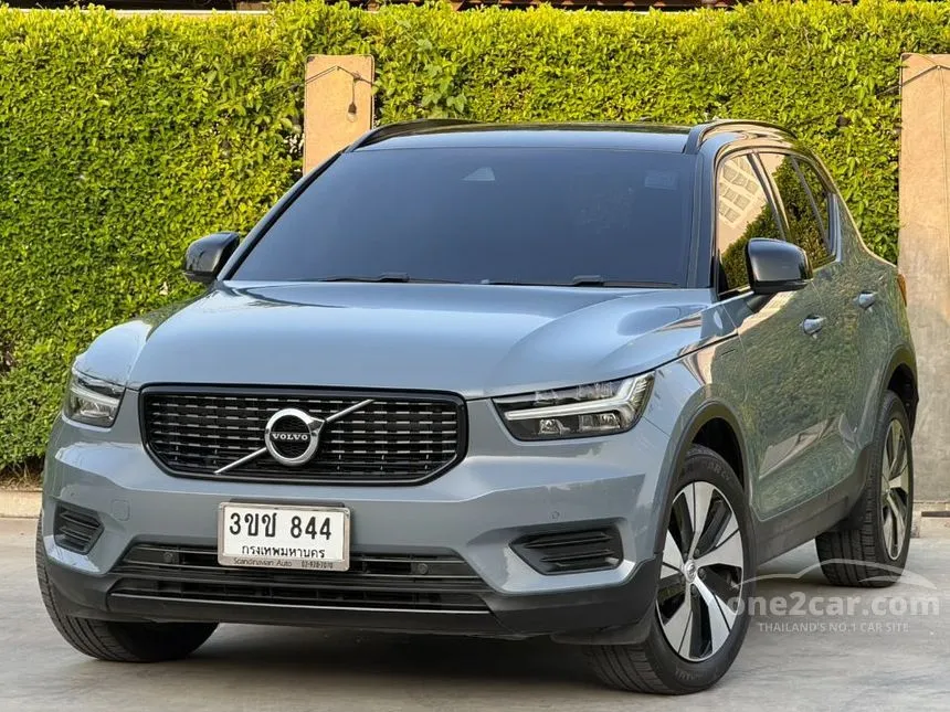 2022 Volvo XC40 Recharge T5 R-Design Expression SUV