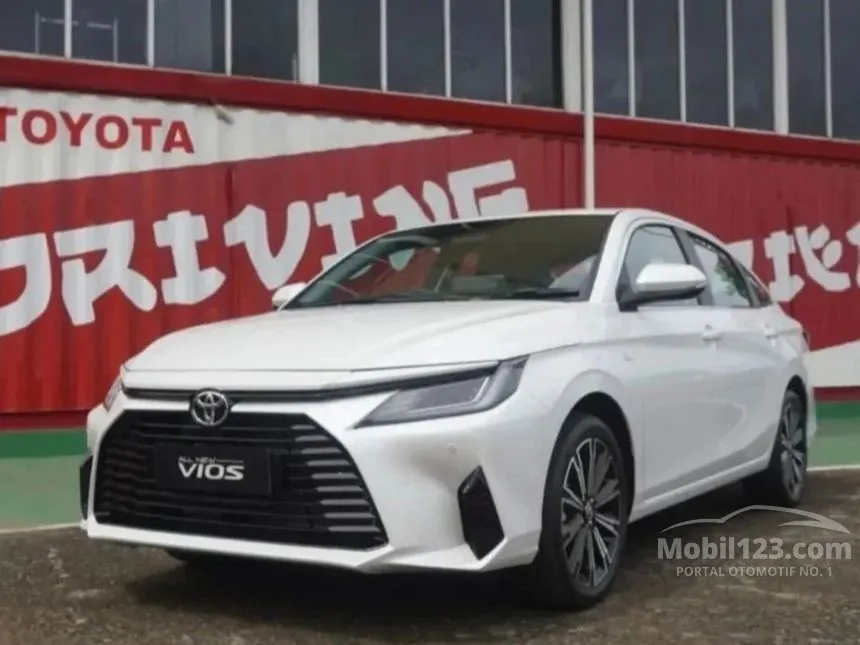 Jual Mobil Toyota Vios 2022 G 1.5 di Jawa Barat Automatic Sedan Putih Rp 317.000.000