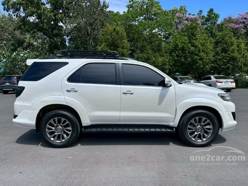 2013 Toyota FORTUNER V SUV
