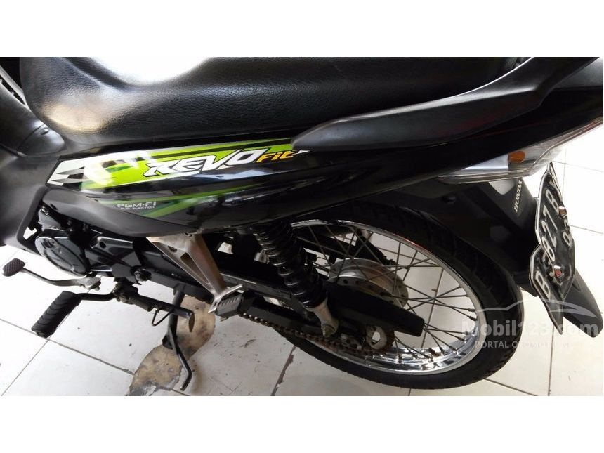 Jual Motor Honda Revo 2014 0.1 di Banten Manual Hitam Rp 7 