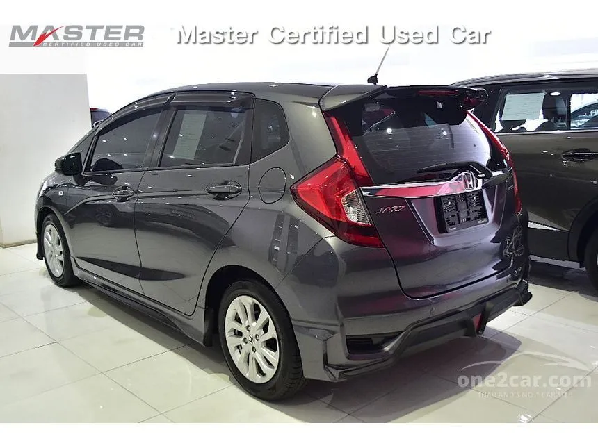 2019 Honda JAZZ V Hatchback