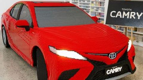 Toyota Camry Ini Terbuat dari 500 Ribu Keping Lego