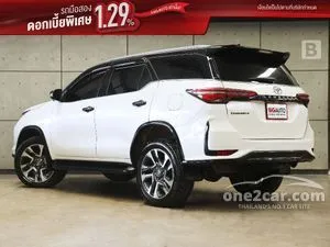 2022 Toyota FORTUNER 2.4 Legender SUV