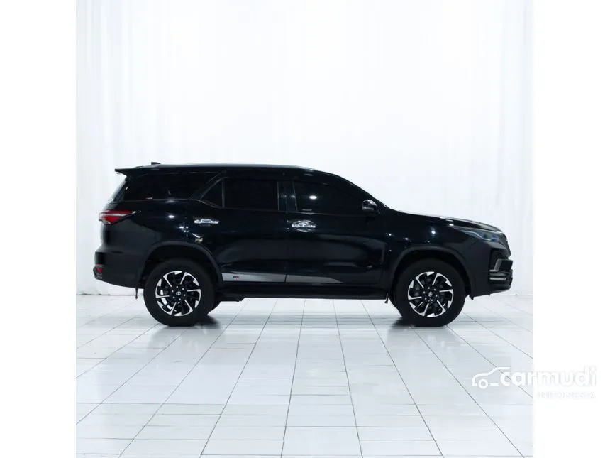 2021 Toyota Fortuner VRZ GR SPORT 4X2 SUV