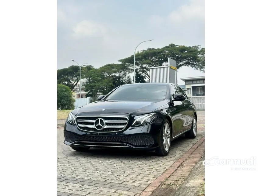 2017 Mercedes-Benz E250 Avantgarde CKD Sedan