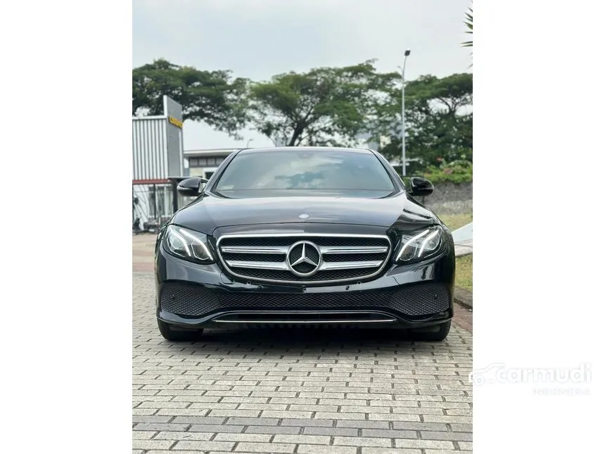 2017 Mercedes-Benz E250 Avantgarde CKD Sedan