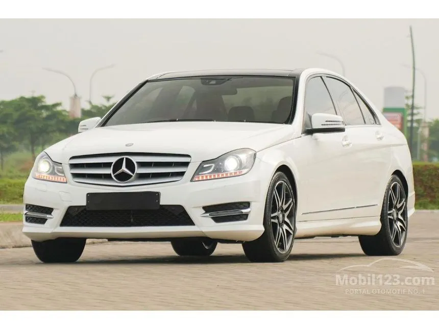 2014 Mercedes-Benz C250 Avantgarde AMG Sedan