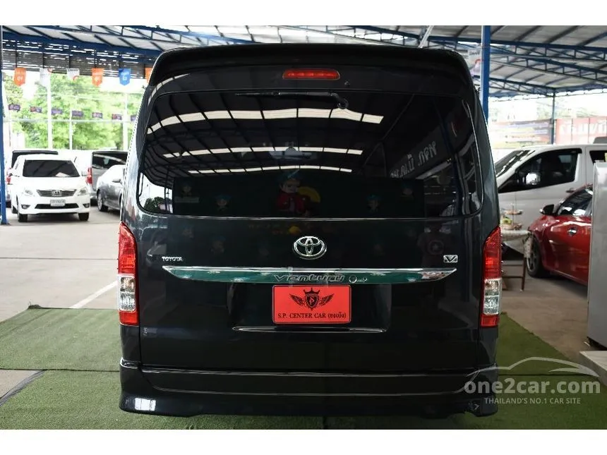 2016 Toyota Ventury V Van