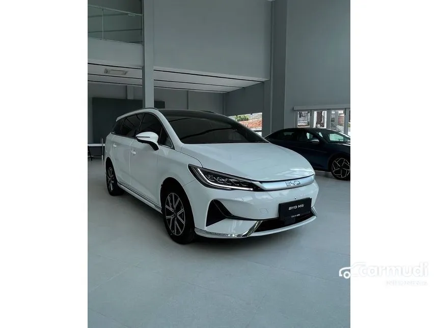 2025 BYD M6 Superior 7-seaters MPV