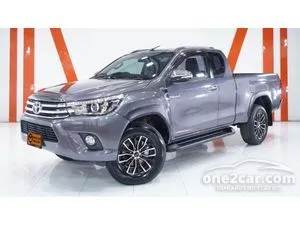 2017 Toyota HILUX REVO 2.4 G Prerunner Smart Cab Pickup