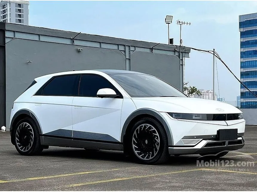 2024 Hyundai IONIQ 5 Signature Long Range SUV