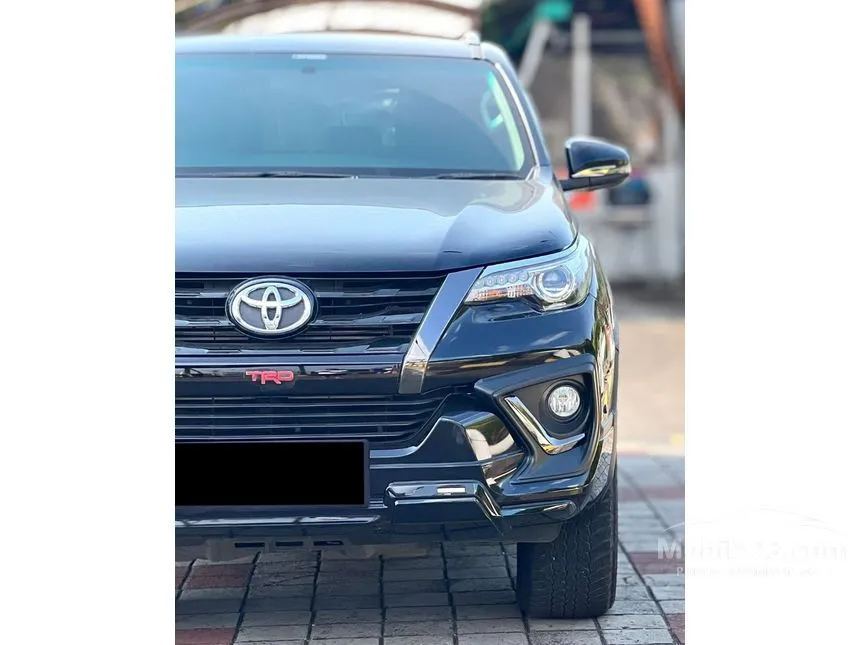 2019 Toyota Fortuner VRZ TRD 4X2 SUV