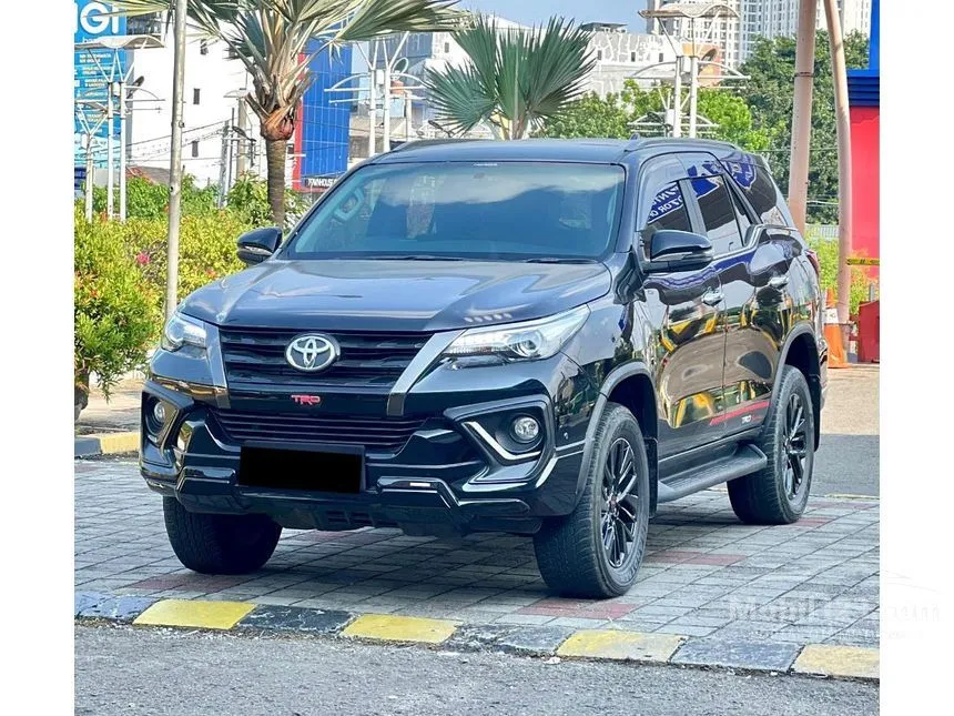 2019 Toyota Fortuner VRZ TRD 4X2 SUV