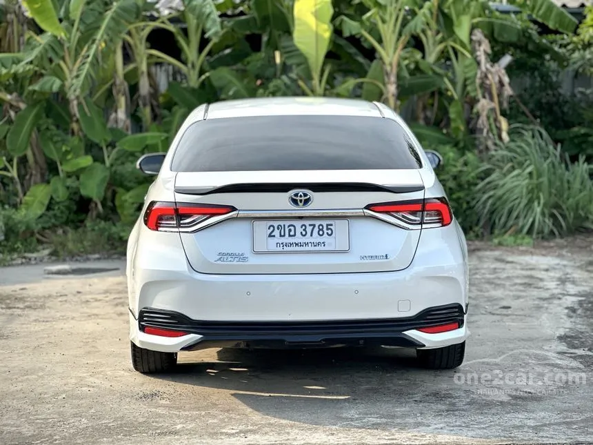 2022 Toyota Corolla Altis Hybrid Premium Sedan