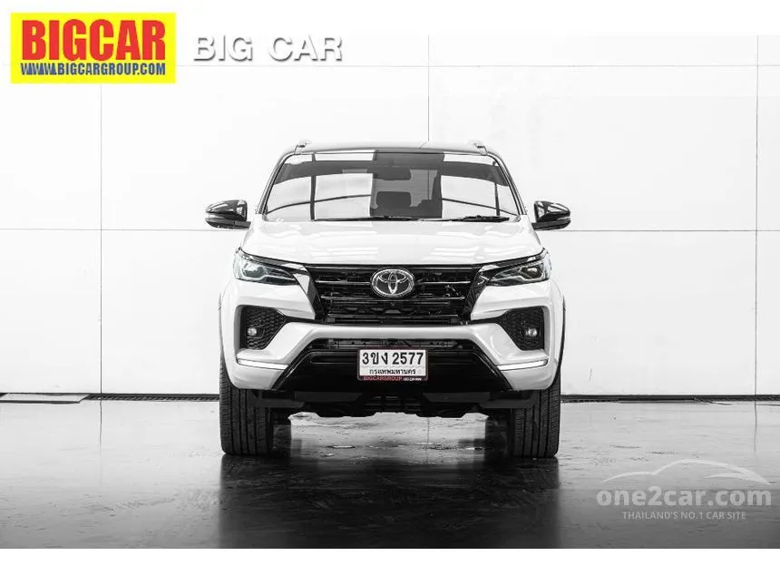 2022 Toyota FORTUNER Commander SUV