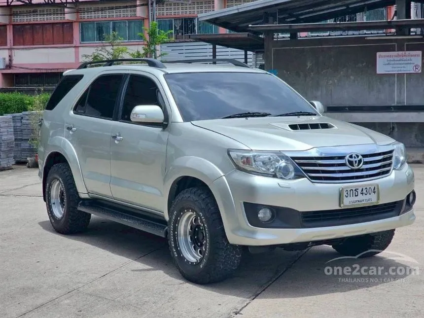 2014 Toyota FORTUNER V SUV